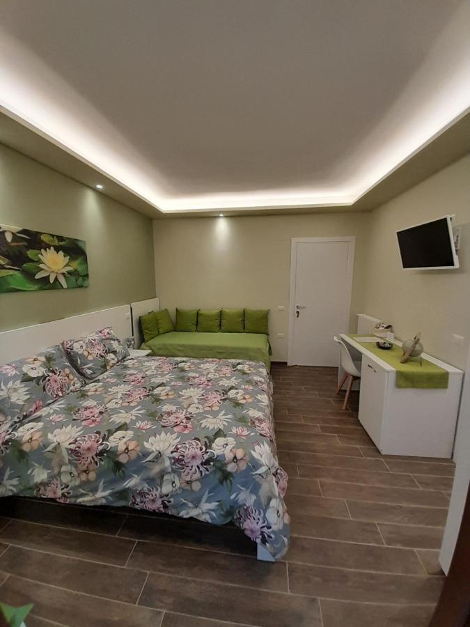 L'Oasi Di Venere Bed And Breakfast Caserta Luaran gambar