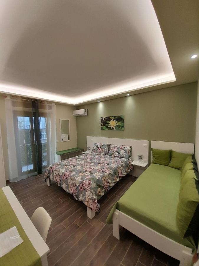 L'Oasi Di Venere Bed And Breakfast Caserta Luaran gambar