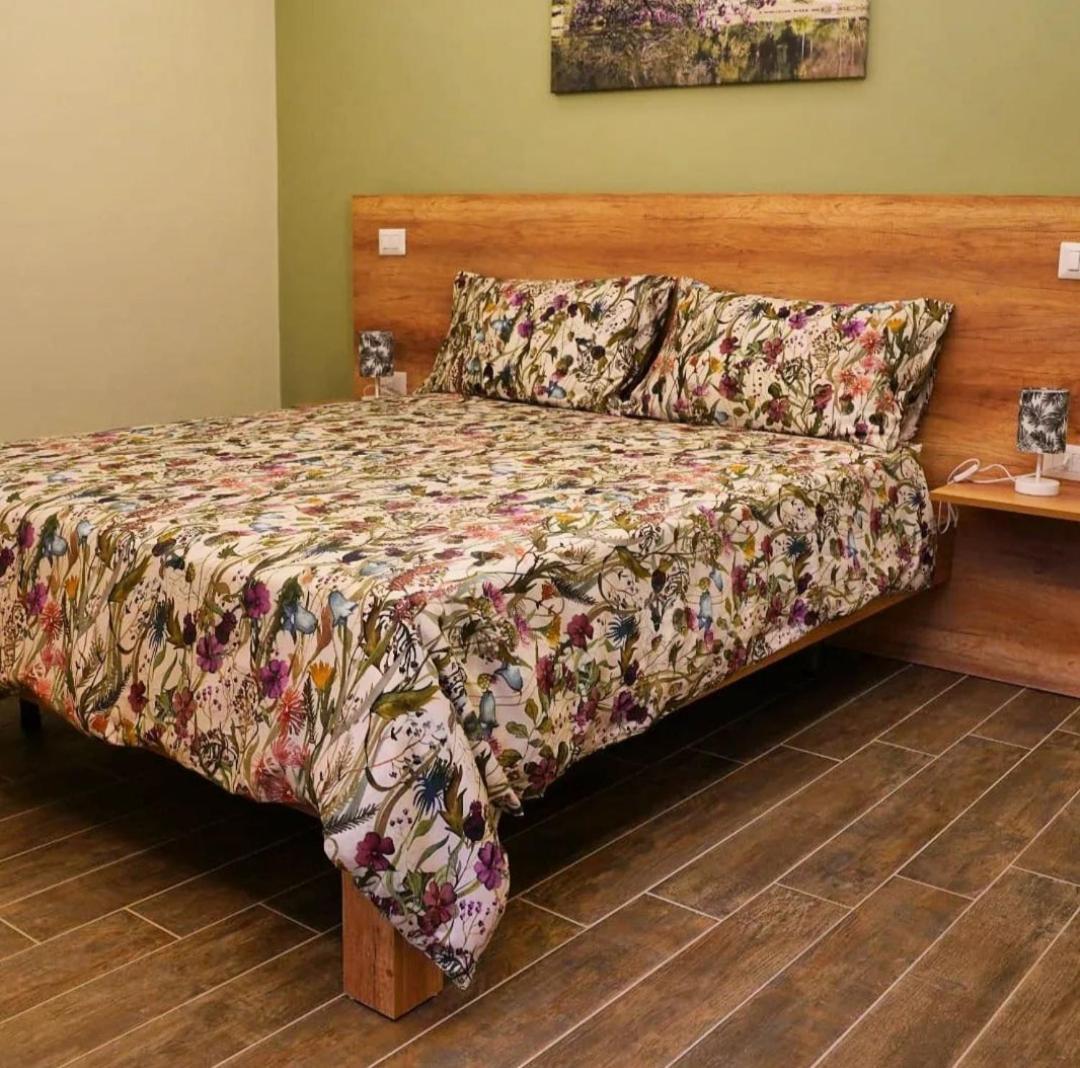 L'Oasi Di Venere Bed And Breakfast Caserta Luaran gambar