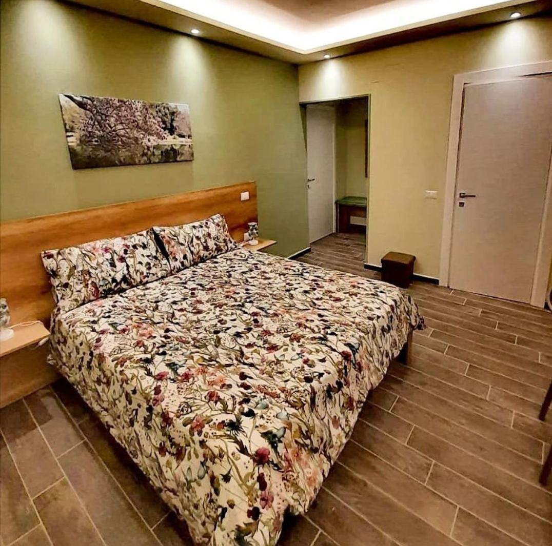 L'Oasi Di Venere Bed And Breakfast Caserta Luaran gambar